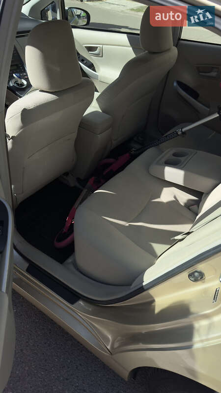 Хетчбек Toyota Prius 2011 в Києві