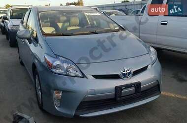 Хэтчбек Toyota Prius 2014 в Харькове