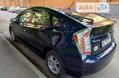 Хэтчбек Toyota Prius 2012 в Киеве