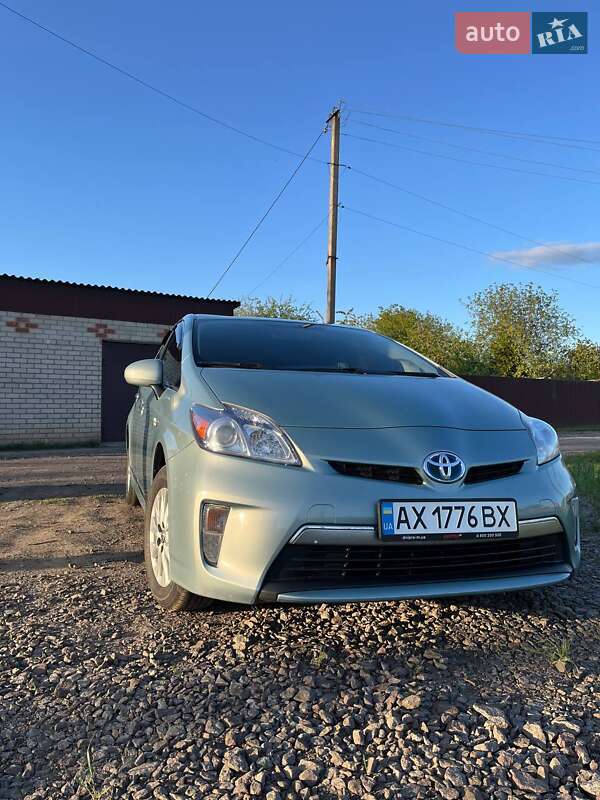 Хетчбек Toyota Prius 2013 в Харкові
