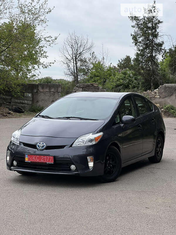 Хэтчбек Toyota Prius 2012 в Николаеве