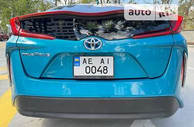 Хетчбек Toyota Prius 2018 в Дніпрі