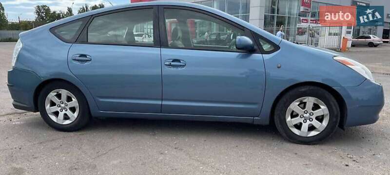 Хэтчбек Toyota Prius 2004 в Одессе фото Хэтчбек Toyota Prius 2004 в Одессе