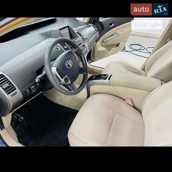 Хэтчбек Toyota Prius 2004 в Одессе фото 3 Хэтчбек Toyota Prius 2004 в Одессе