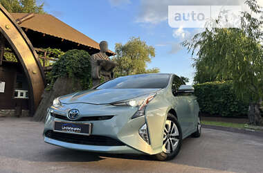 Хетчбек Toyota Prius 2018 в Дніпрі