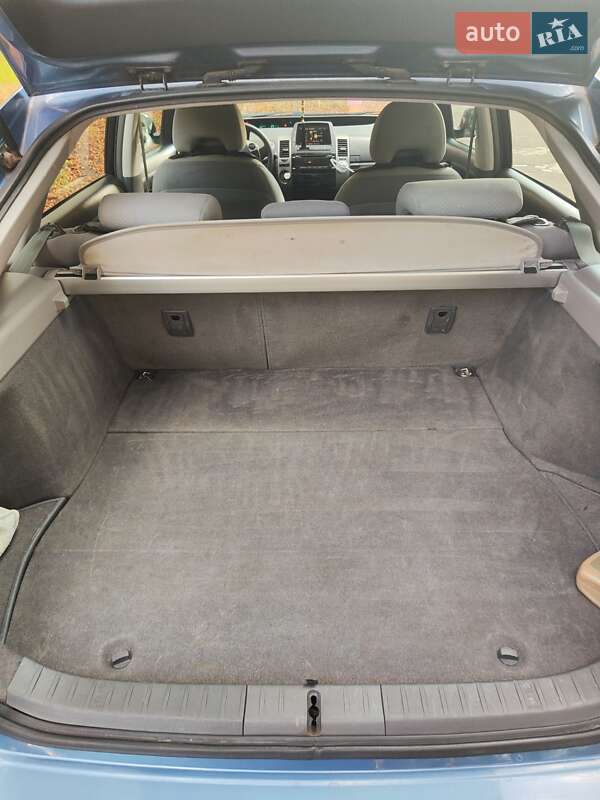 Хетчбек Toyota Prius 2005 в Павлограді