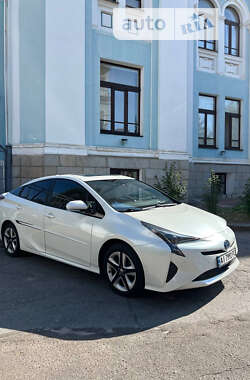 Хэтчбек Toyota Prius 2016 в Киеве