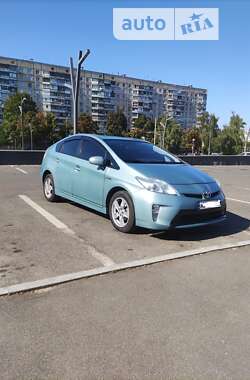 Хетчбек Toyota Prius 2013 в Харкові