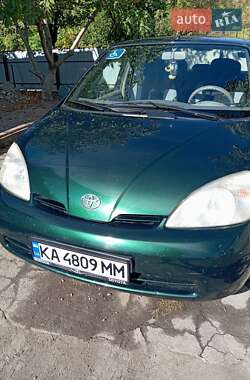 Седан Toyota Prius 2001 в 