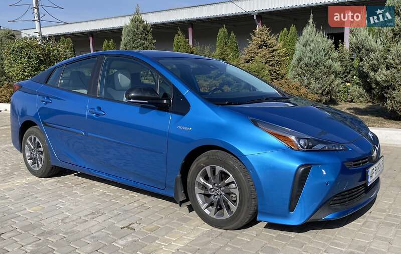 Хэтчбек Toyota Prius 2019 в Запорожье