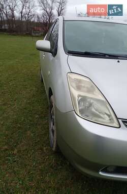 Хэтчбек Toyota Prius 2005 в Черновцах