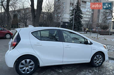 Хетчбек Toyota Prius 2016 в Черкасах