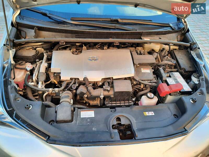 Хетчбек Toyota Prius 2021 в Одесі