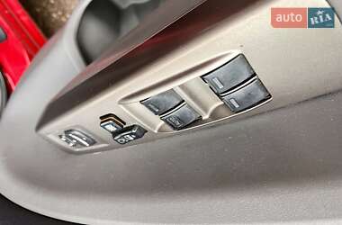 Хэтчбек Toyota Prius 2009 в 