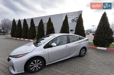 Хетчбек Toyota Prius 2019 в 