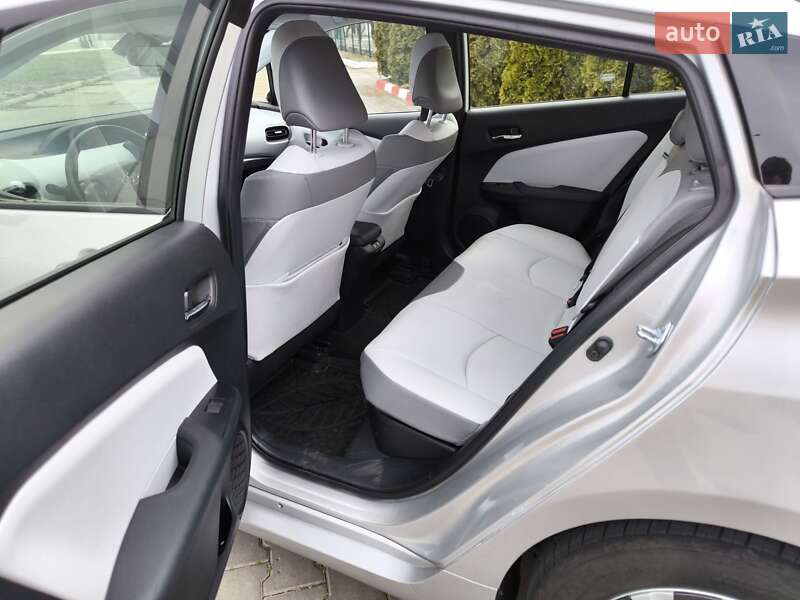 Хетчбек Toyota Prius 2019 в Миколаєві