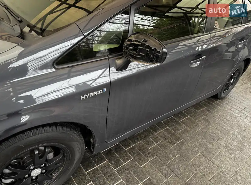 Toyota Prius 2012