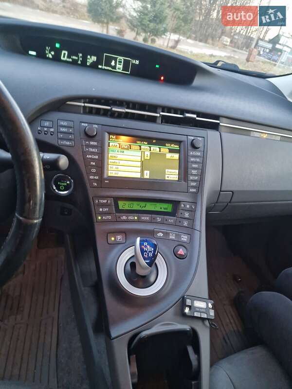 Хэтчбек Toyota Prius 2010 в Черновцах фото 8 Хэтчбек Toyota Prius 2010 в Черновцах