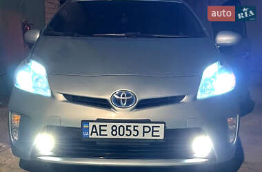 Хэтчбек Toyota Prius 2013 в Днепре