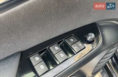 Хетчбек Toyota Prius 2016 в Одесі