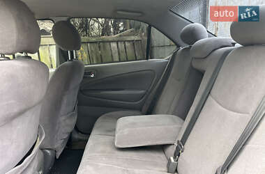 Седан Toyota Prius 2001 в 