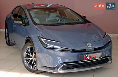 Хэтчбек Toyota Prius 2024 в 