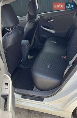Хэтчбек Toyota Prius 2009 в 