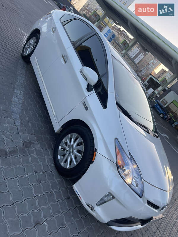 Toyota Prius 2014