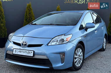 Хетчбек Toyota Prius 2012 в 