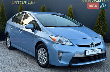 Хетчбек Toyota Prius 2012 в 