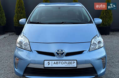 Хетчбек Toyota Prius 2012 в 
