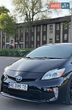 Хетчбек Toyota Prius 2013 в 