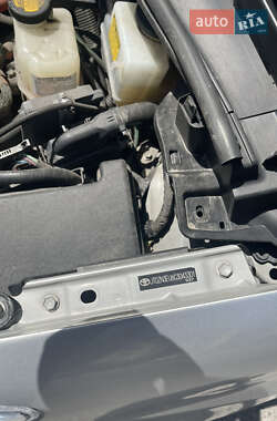 Хэтчбек Toyota Prius 2011 в 