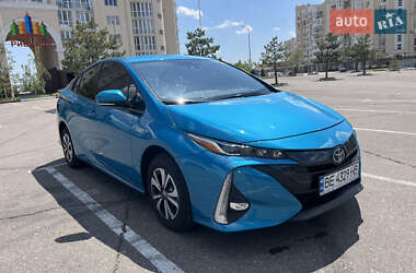 Хетчбек Toyota Prius 2017 в Миколаєві