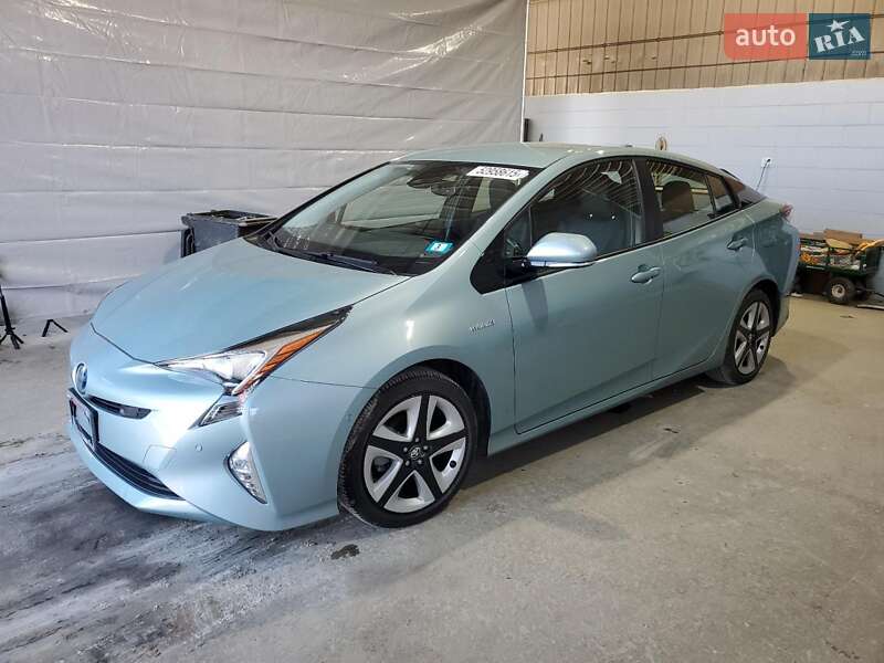 Toyota Prius 2018