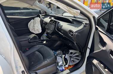 Хетчбек Toyota Prius 2022 в 