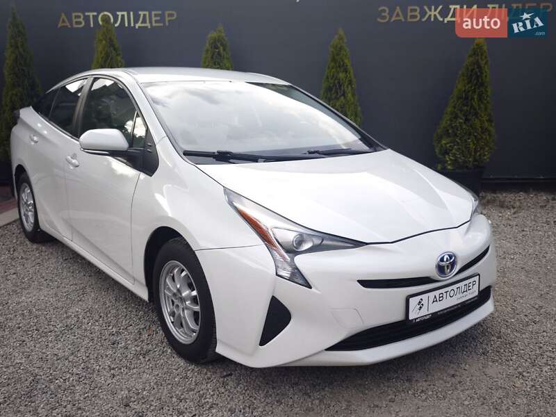 Хэтчбек Toyota Prius 2016 в Одессе