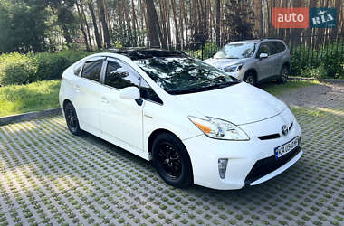 Хэтчбек Toyota Prius 2014 в Киеве