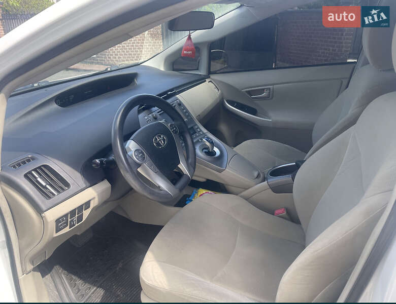 Хэтчбек Toyota Prius 2013 в Белой Церкви
