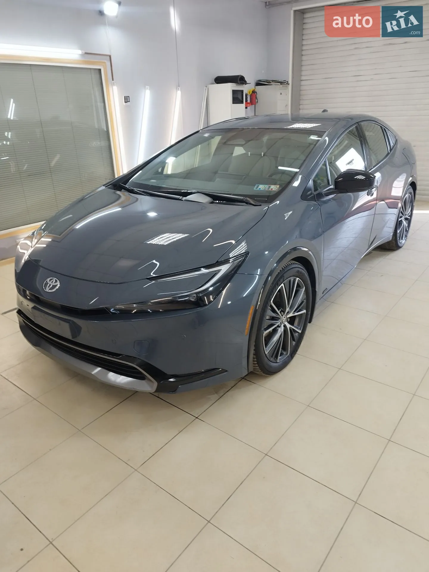2023 Toyota Prius - фото 1