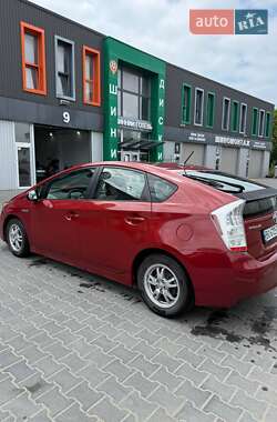 Хетчбек Toyota Prius 2010 в 