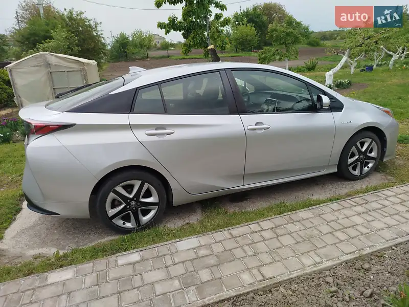 Toyota Prius 2016