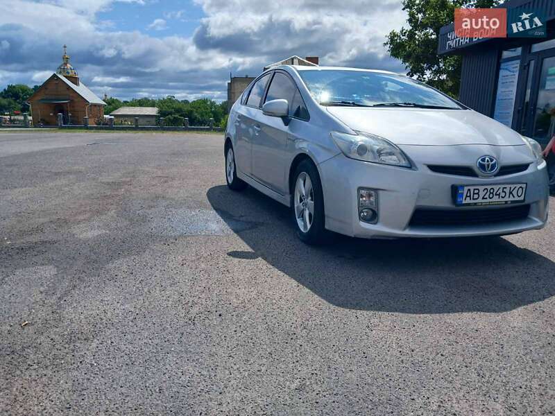 Хетчбек Toyota Prius 2010 в Тульчині