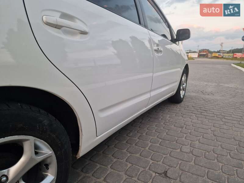 Хэтчбек Toyota Prius 2007 в Львове
