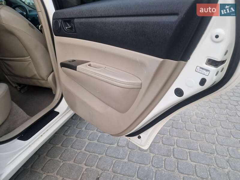 Хэтчбек Toyota Prius 2007 в Львове