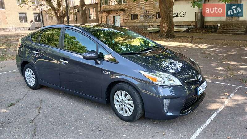 Хэтчбек Toyota Prius 2013 в Одессе