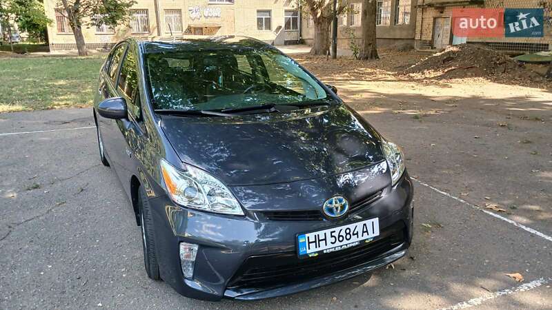 Хэтчбек Toyota Prius 2013 в Одессе