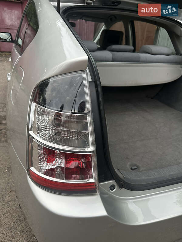 Хетчбек Toyota Prius 2005 в Луцьку