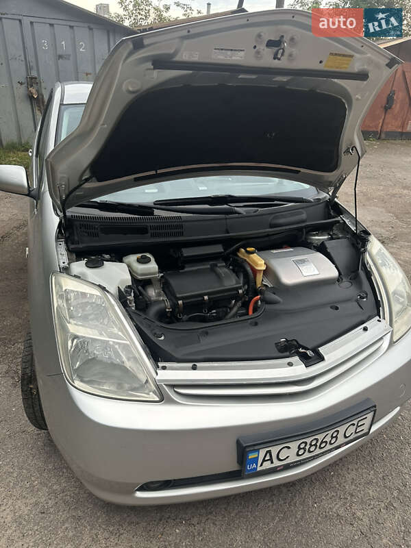 Хетчбек Toyota Prius 2005 в Луцьку