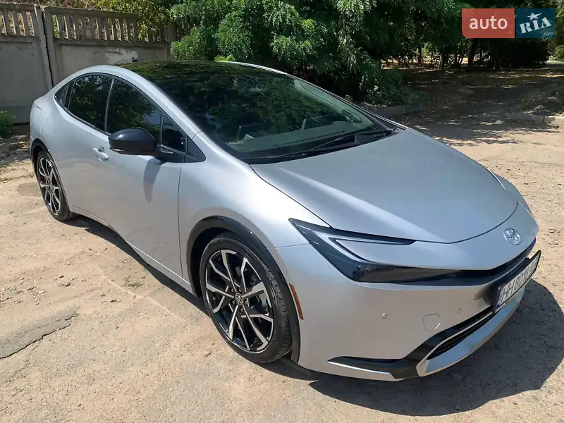 Toyota Prius 2024